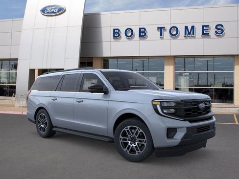 New 2025 Ford Expedition Max Active image 9