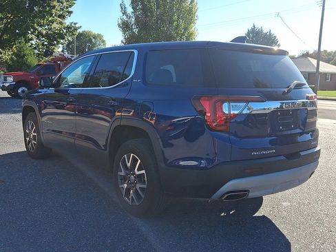 Used 2023 GMC Acadia SLE image 4