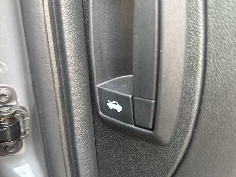 New 2026 RAM ProMaster 3500 w/ Premium Convenience Group image 9