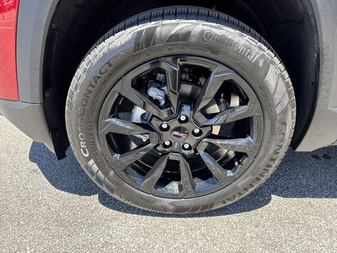 Used 2026 GMC Terrain Elevation w/ Elevation Premium Package FWD image 13