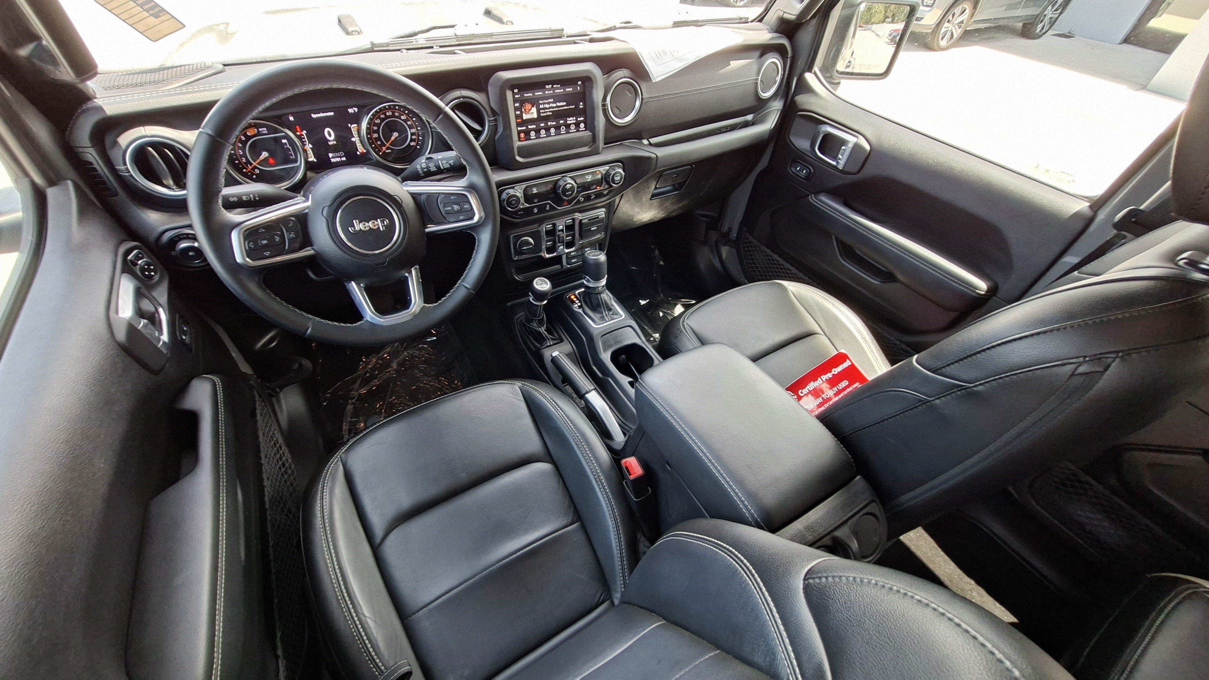 Used 2020 Jeep Wrangler Unlimited Sahara w/ LED Lighting Group AWD/4WD image 19