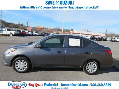 Used 2017 Nissan Versa S image 5