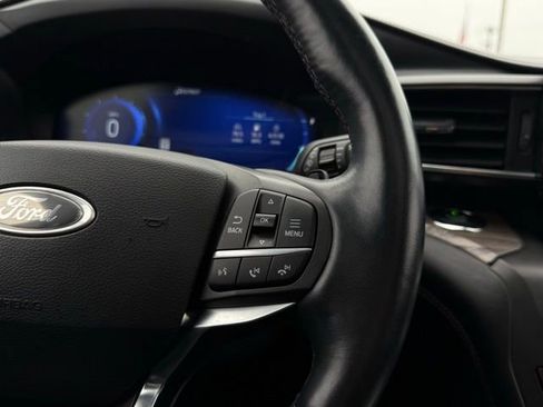 Certified 2020 Ford Explorer Platinum image 9