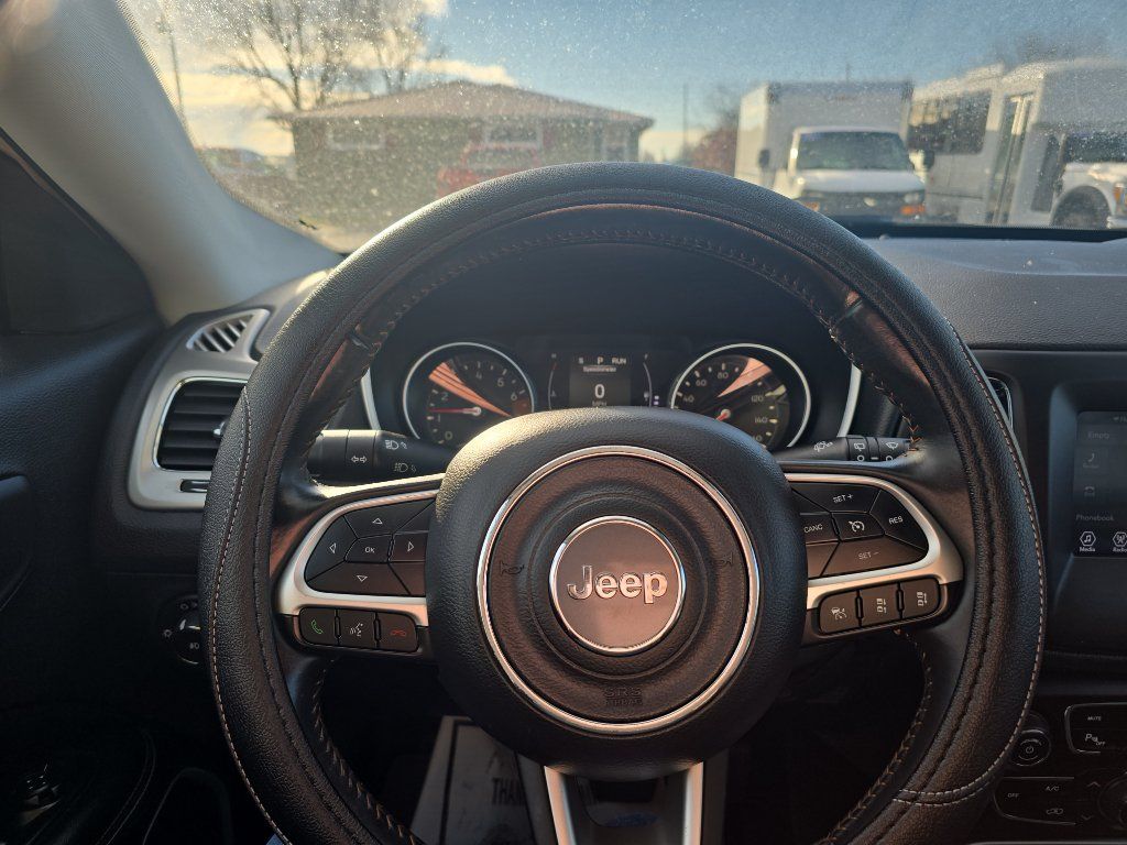 Used 2019 Jeep Compass Latitude w/ Safety & Security Group AWD/4WD image 13