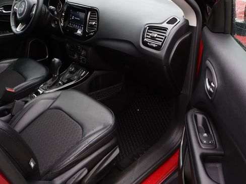 Used 2020 Jeep Compass Latitude image 44