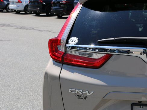 Used 2018 Honda CR-V EX image 6