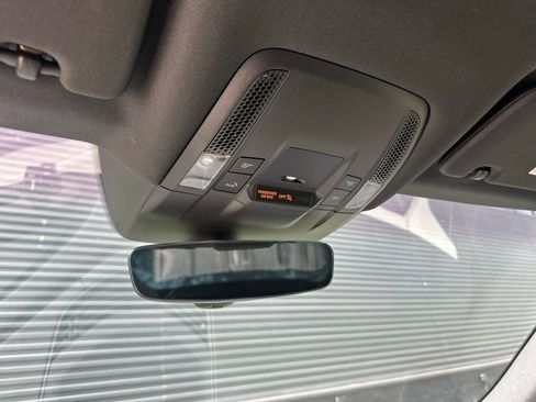 Certified 2020 Porsche Taycan 4S image 34