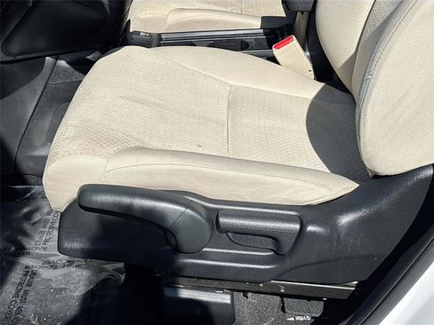 Used 2016 Honda CR-V SE image 19