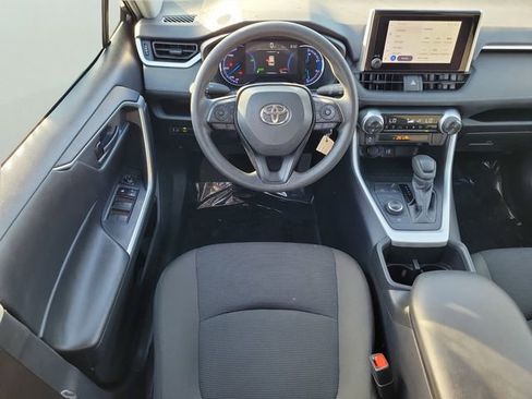 Used 2025 Toyota RAV4 LE AWD/4WD image 14