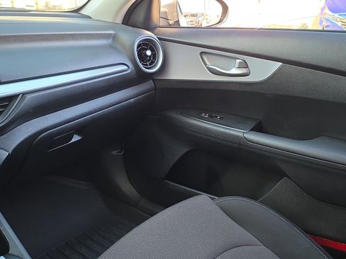 Used 2024 Kia Forte LXS image 22