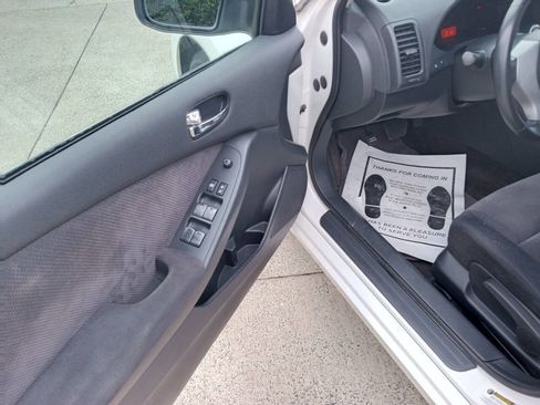 Used 2007 Nissan Altima 2.5 S FWD image 7