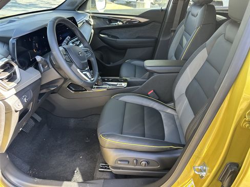 New 2025 Chevrolet TrailBlazer ACTIV w/ Convenience Package image 9