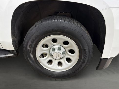 Used 2017 Chevrolet Tahoe LS AWD/4WD image 45