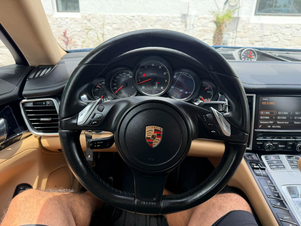 Used 2015 Porsche Panamera 4 AWD/4WD image 29