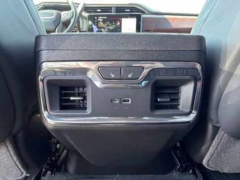 New 2026 GMC Sierra 3500 Denali Ultimate AWD/4WD image 42