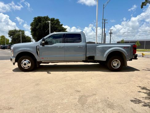 Used 2024 Ford F350 Lariat w/ Lariat Ultimate Package AWD/4WD image 8