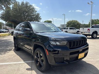Used 2023 Jeep Grand Cherokee L Laredo