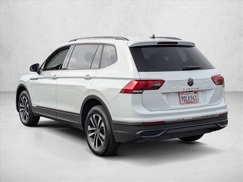 Used 2022 Volkswagen Tiguan S FWD image 8