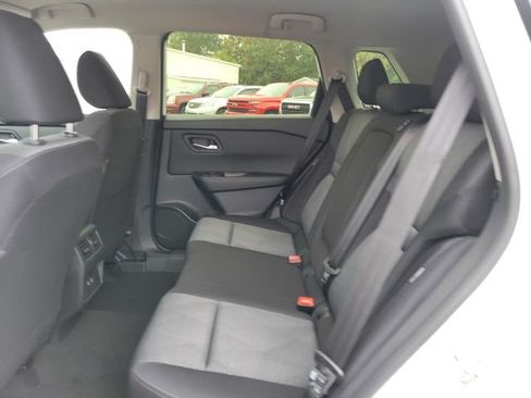 New 2026 Nissan Rogue SV AWD/4WD image 17