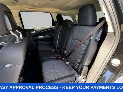 Used 2020 Dodge Journey SE w/ SE Popular Equipment Group FWD image 22