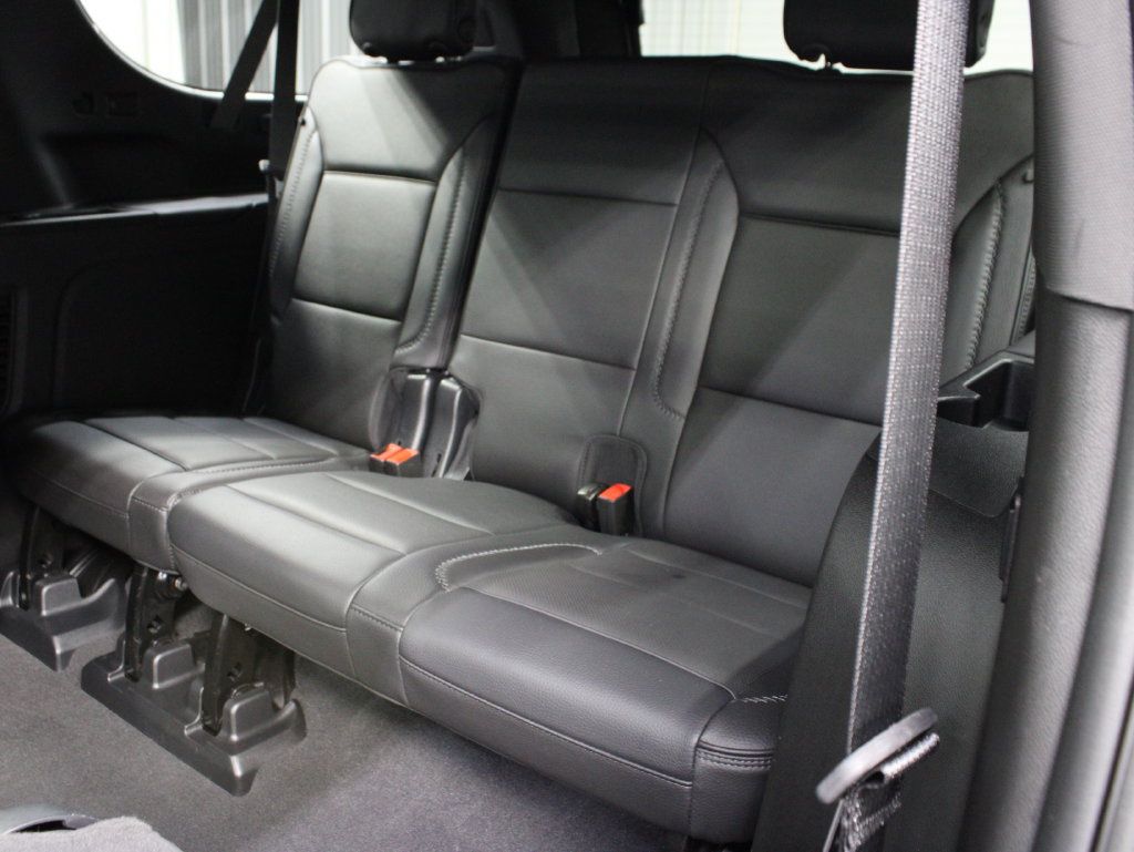 Used 2023 GMC Yukon XL Denali AWD/4WD image 19