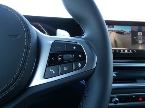 New 2026 BMW X7 xDrive40i w/ M Sport Package image 24