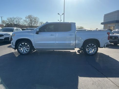 Used 2019 Chevrolet Silverado 1500 High Country w/ Technology Package image 2