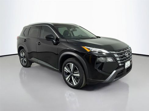 Used 2024 Nissan Rogue SL FWD image 4