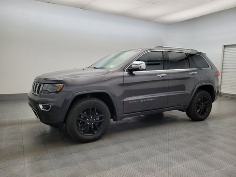 Used 2017 Jeep Grand Cherokee Limited w/ Luxury Group II image 2