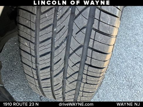 Certified 2019 Lincoln Nautilus Select FWD image 28