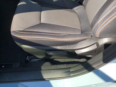 Used 2022 Subaru Crosstrek 2.0i Premium AWD/4WD image 18