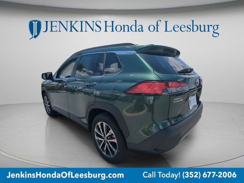 Used 2022 Toyota Corolla Cross XLE FWD image 5