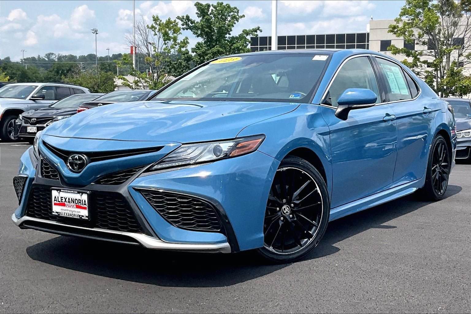 Used 2023 Toyota Camry XSE w/ Cold Weather Package FWD image 1