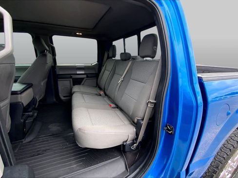 Used 2019 Ford F150 XLT w/ Equipment Group 302A Luxury AWD/4WD image 21
