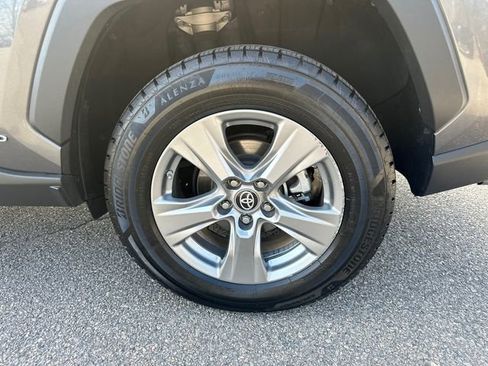 Certified 2024 Toyota RAV4 LE AWD/4WD image 19