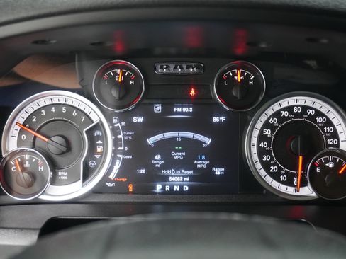 Used 2023 RAM 1500 Classic SLT w/ Electronics Group AWD/4WD image 15