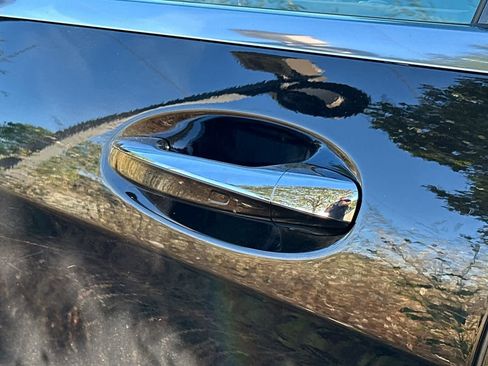 Used 2019 Mercedes-Benz S 560 Sedan image 19