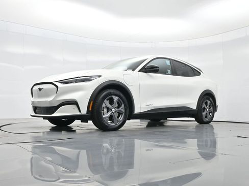 Used 2023 Ford Mustang Mach-E Select image 43