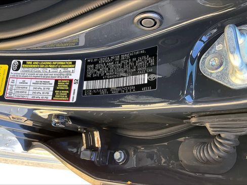 Used 2025 Toyota Camry SE image 37