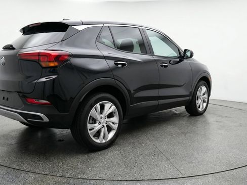 Used 2025 Buick Encore GX Preferred AWD/4WD image 9