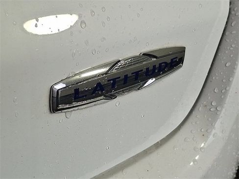 Used 2022 Jeep Compass Latitude w/ Convenience Group image 31