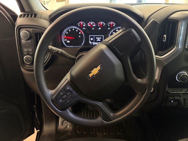 Used 2024 Chevrolet Silverado 3500 W/T AWD/4WD image 9