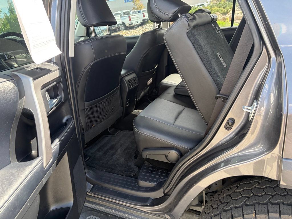 Used 2019 Toyota 4Runner SR5 Premium AWD/4WD image 14