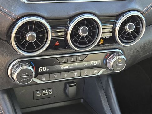 Used 2023 Nissan Sentra SR w/ SR Premium Package image 20