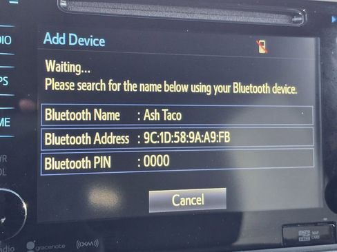 Used 2017 Toyota Tacoma TRD Sport image 5