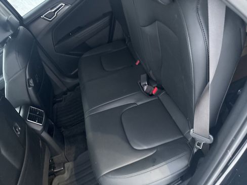 Used 2023 Kia Sportage EX image 30