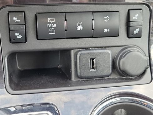 Used 2017 Buick Enclave Leather w/ Enclave Tuscan Edition FWD image 23