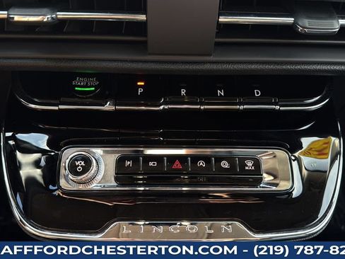 Used 2024 Lincoln Corsair AWD image 17