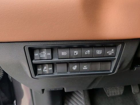 Used 2023 Toyota Tundra 1794 Edition image 17