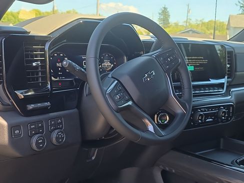 New 2026 Chevrolet Silverado 2500 ZR2 AWD/4WD image 15